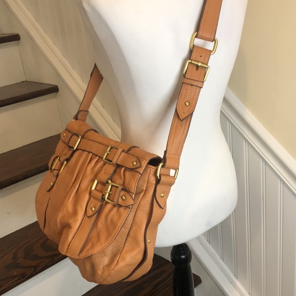 VINCE CAMUTO Tumbled Brown Leather Messenger Strappy Tote Crossbody Shoulder Bag - Picture 7 of 17